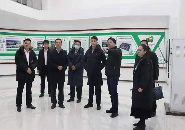 滑县副县长顾建宇莅临博业体育(中国)，洽谈助农兴产奔小康